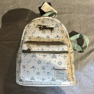 Disney princess lounge fly